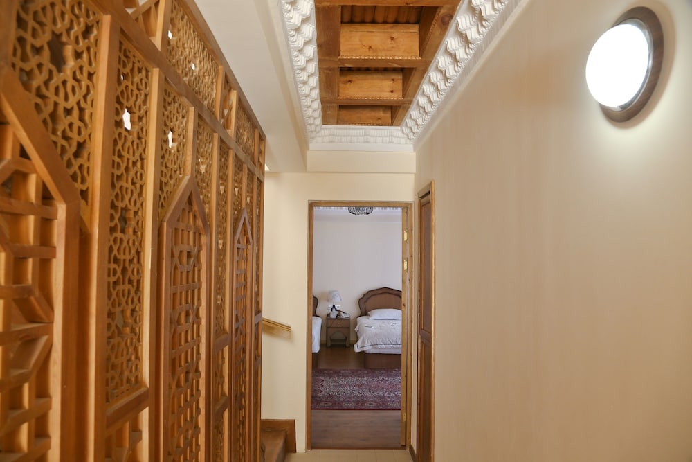 Hotel Fatima 10/50