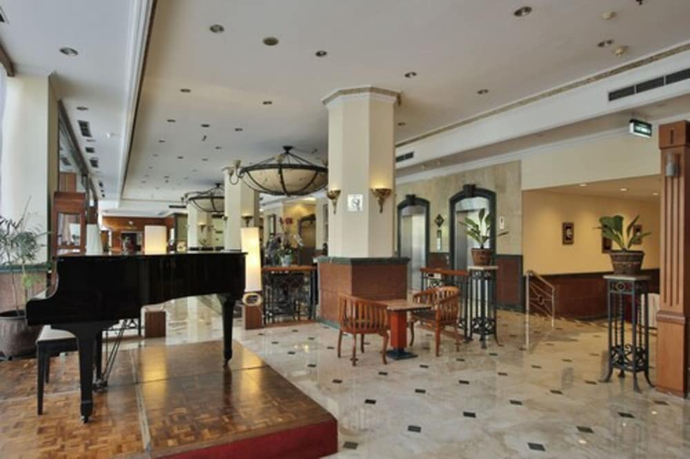 The Jayakarta Sp Jakarta Hotel Spa 59/68