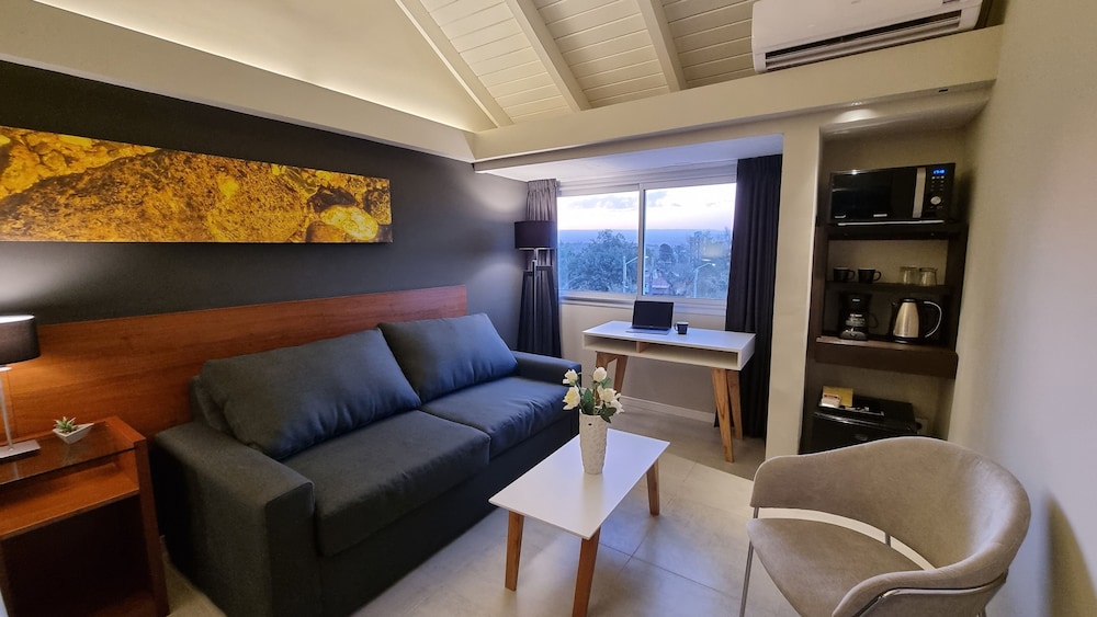 Pinares Del Cerro Hotel 32/63