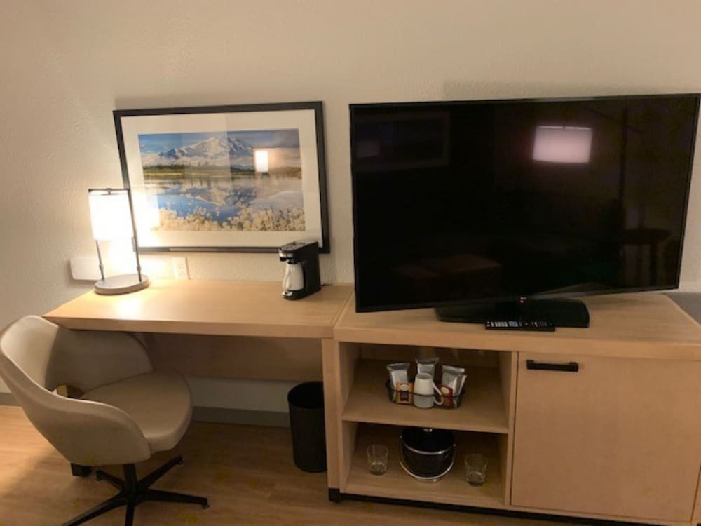 Hyatt Place Fairbanks 46/55
