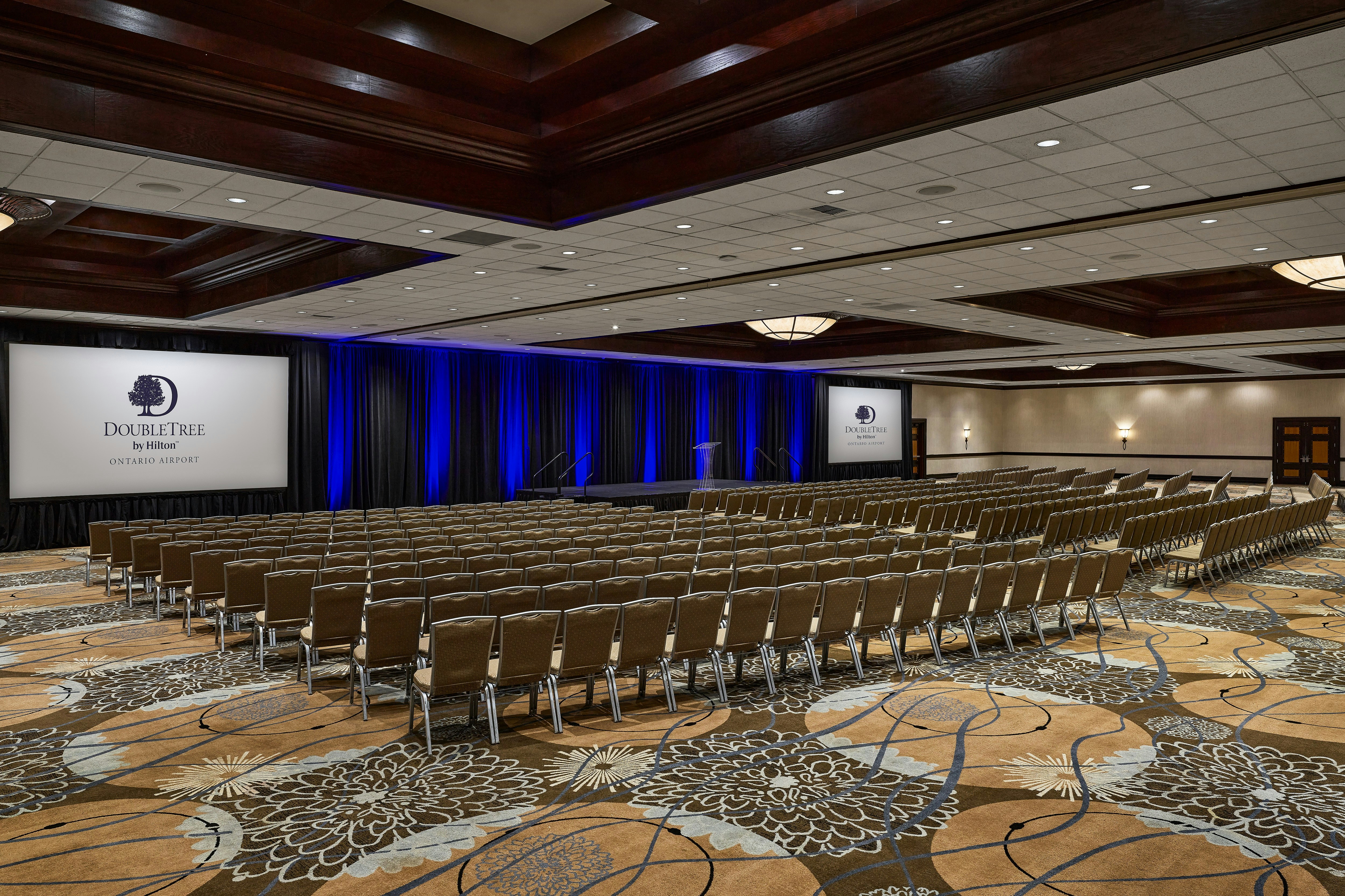 DoubleTree by Hilton Hotel Ontario Airport 49/62