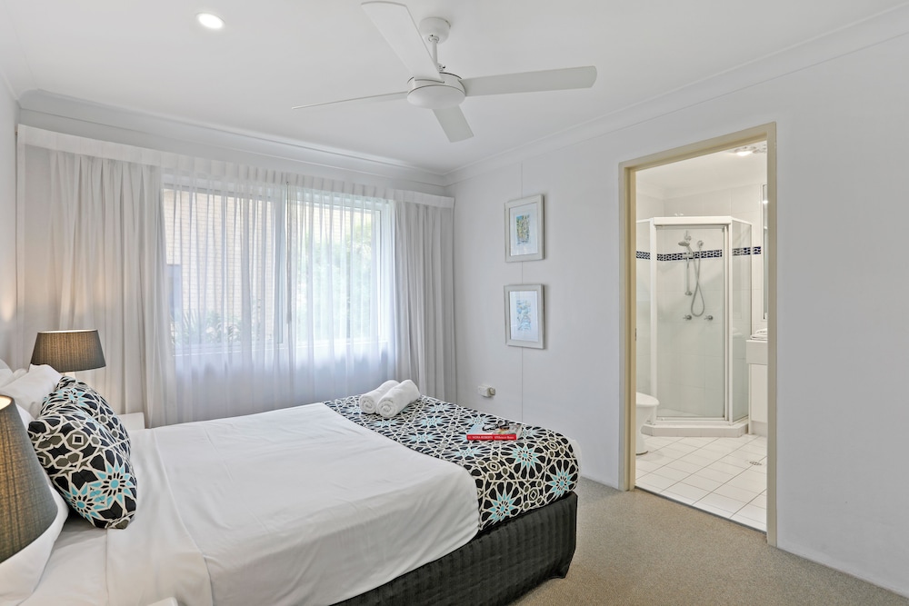 Le Beach Apartments 25/73