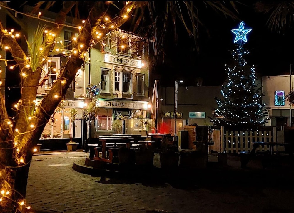 Dunkerley's Restaurant and Hotel 29/32