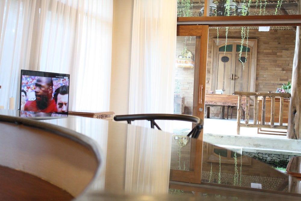 Graha Sandat Villas by Pramana Villas 7/33