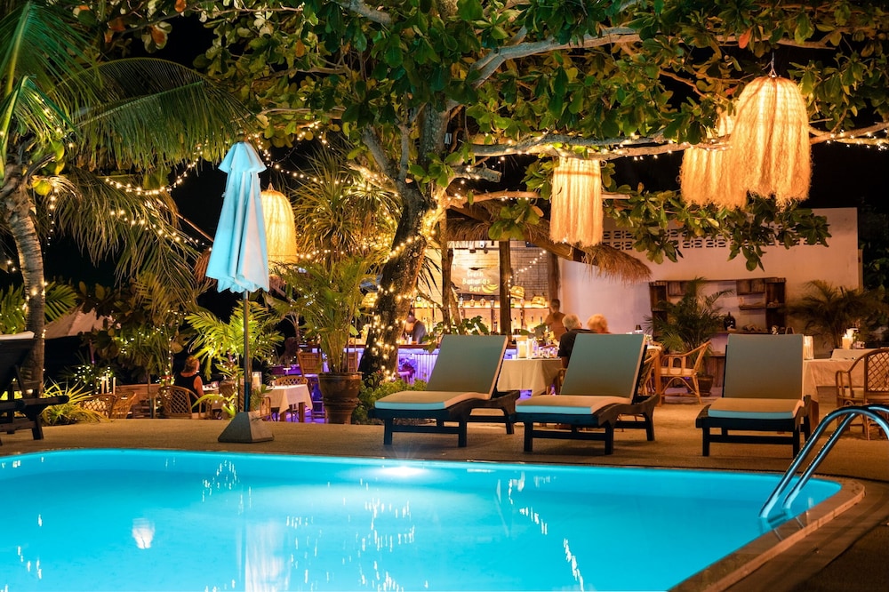 Lanta Palace Resort And Beach Club 46/50