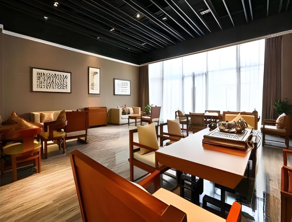 Ramada Encore by Wyndham Guanghan 12/13