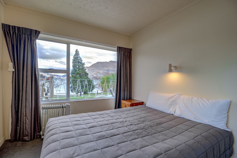 Lakeside Motel - Queenstown 6/28