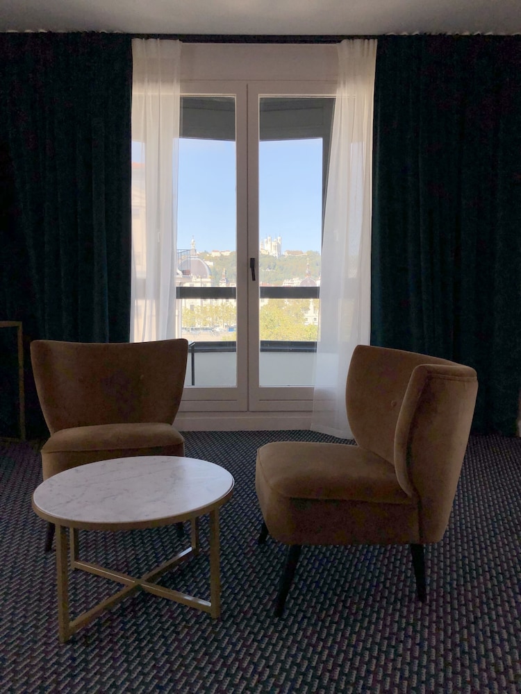 Best Western Plus Hotel du Pont Wilson 34/35