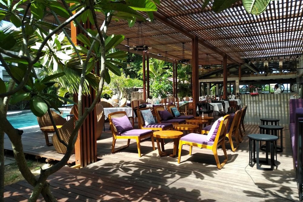 Ocean Villas Apartments 33/50