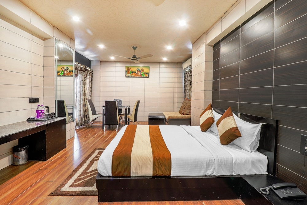HOTEL GRAND SHIVA 23/50