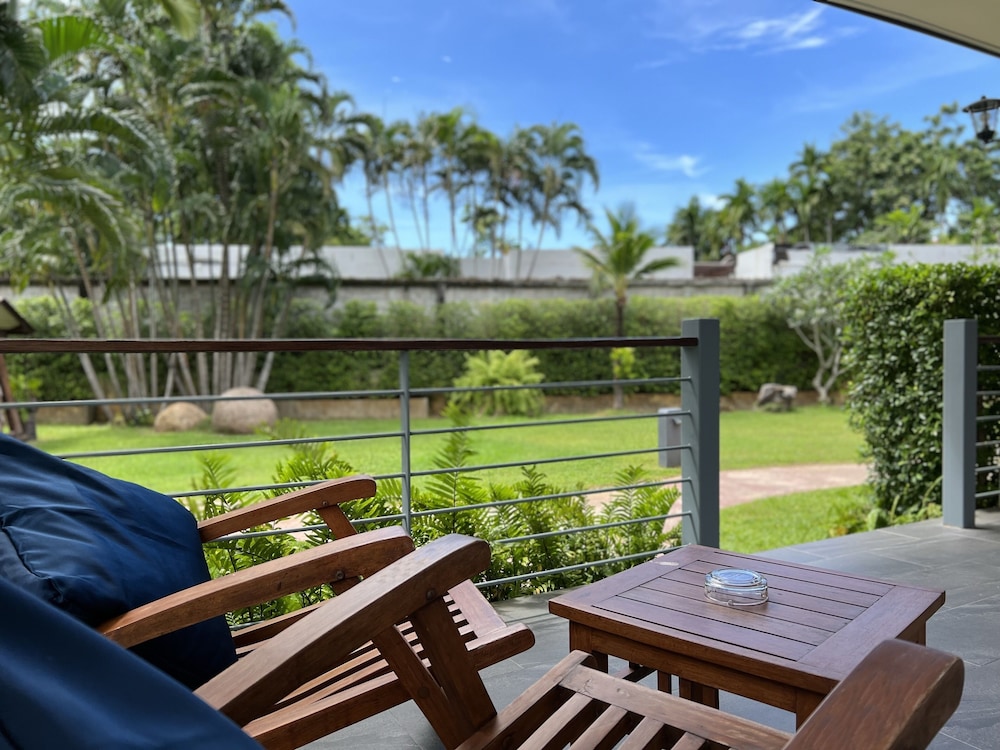 Blu Pine Villa and Pool Access 27/41