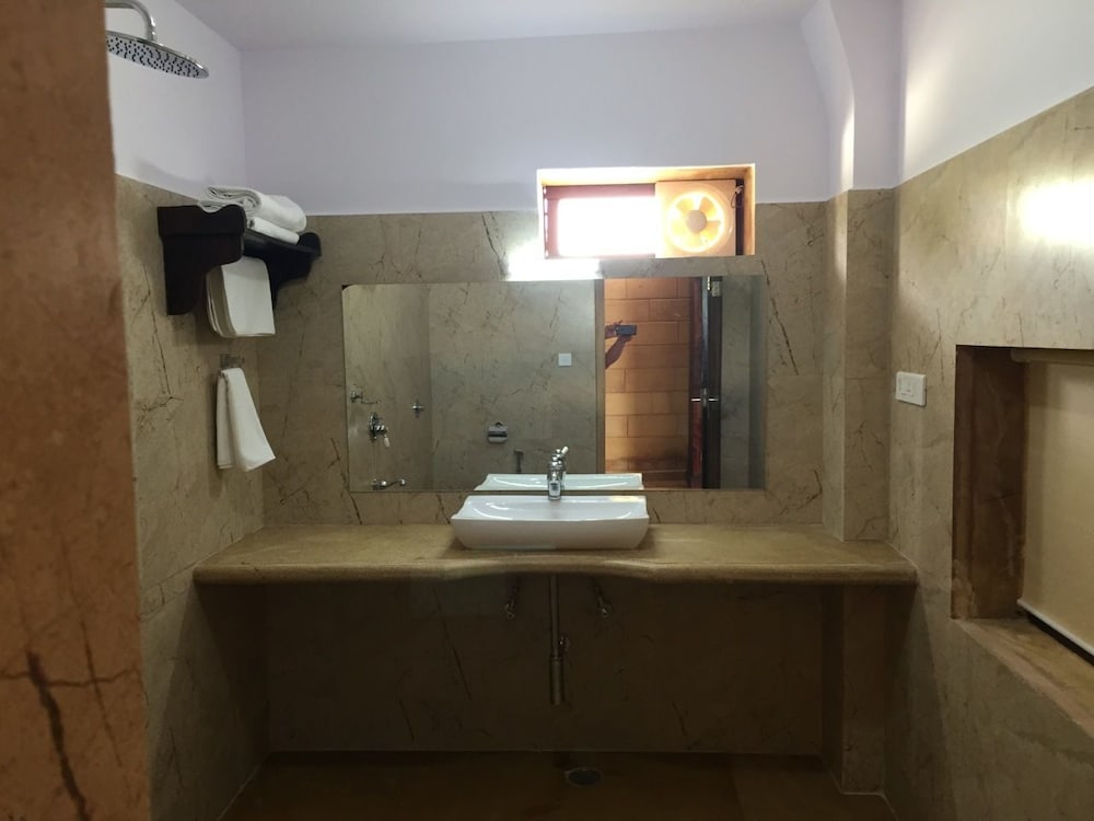 Golden Haveli 11/54
