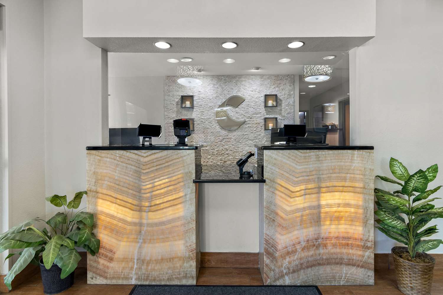 Comfort Inn Joliet West I-80 2/15