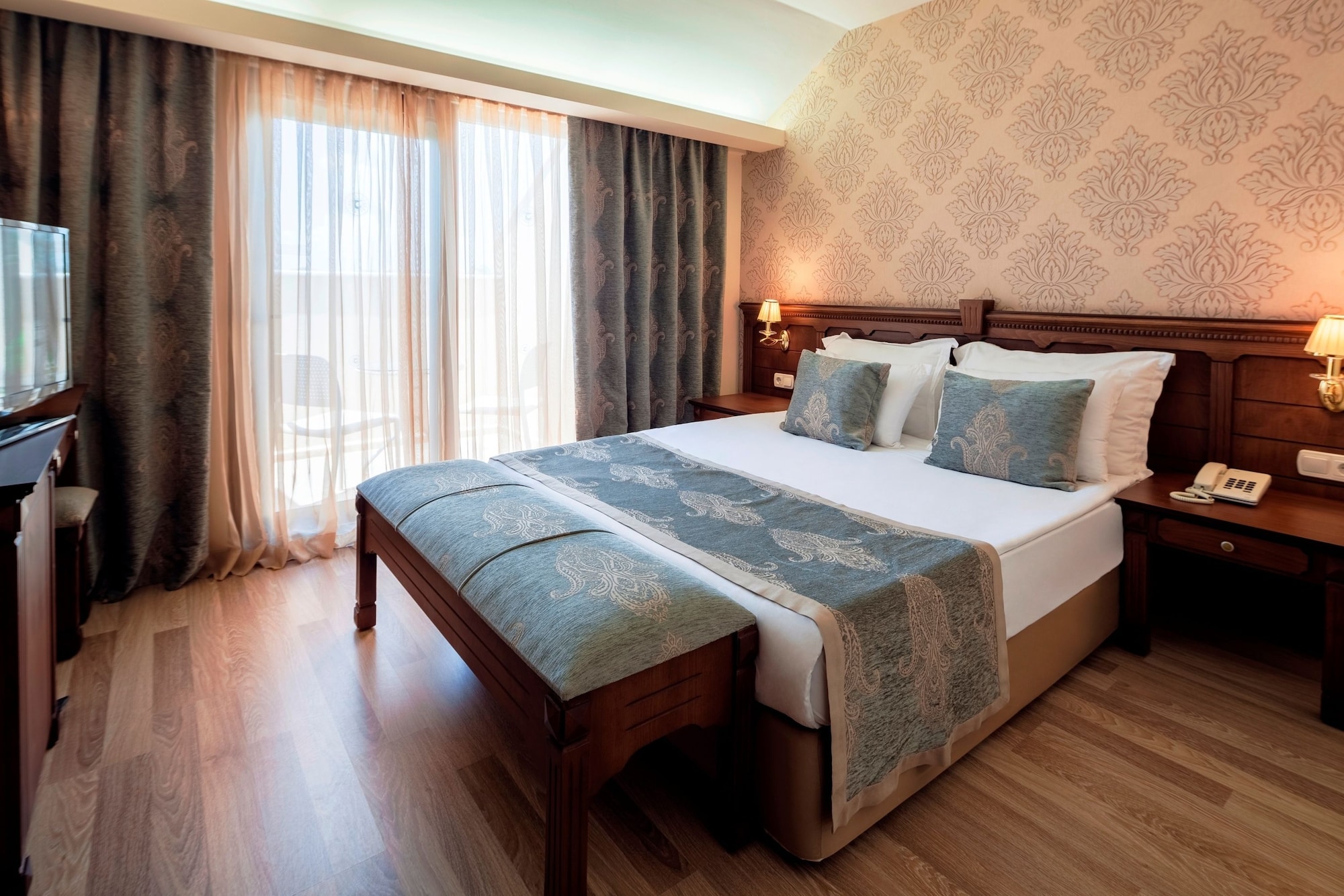 Duplex, Select, Family, Double and Twin Beds