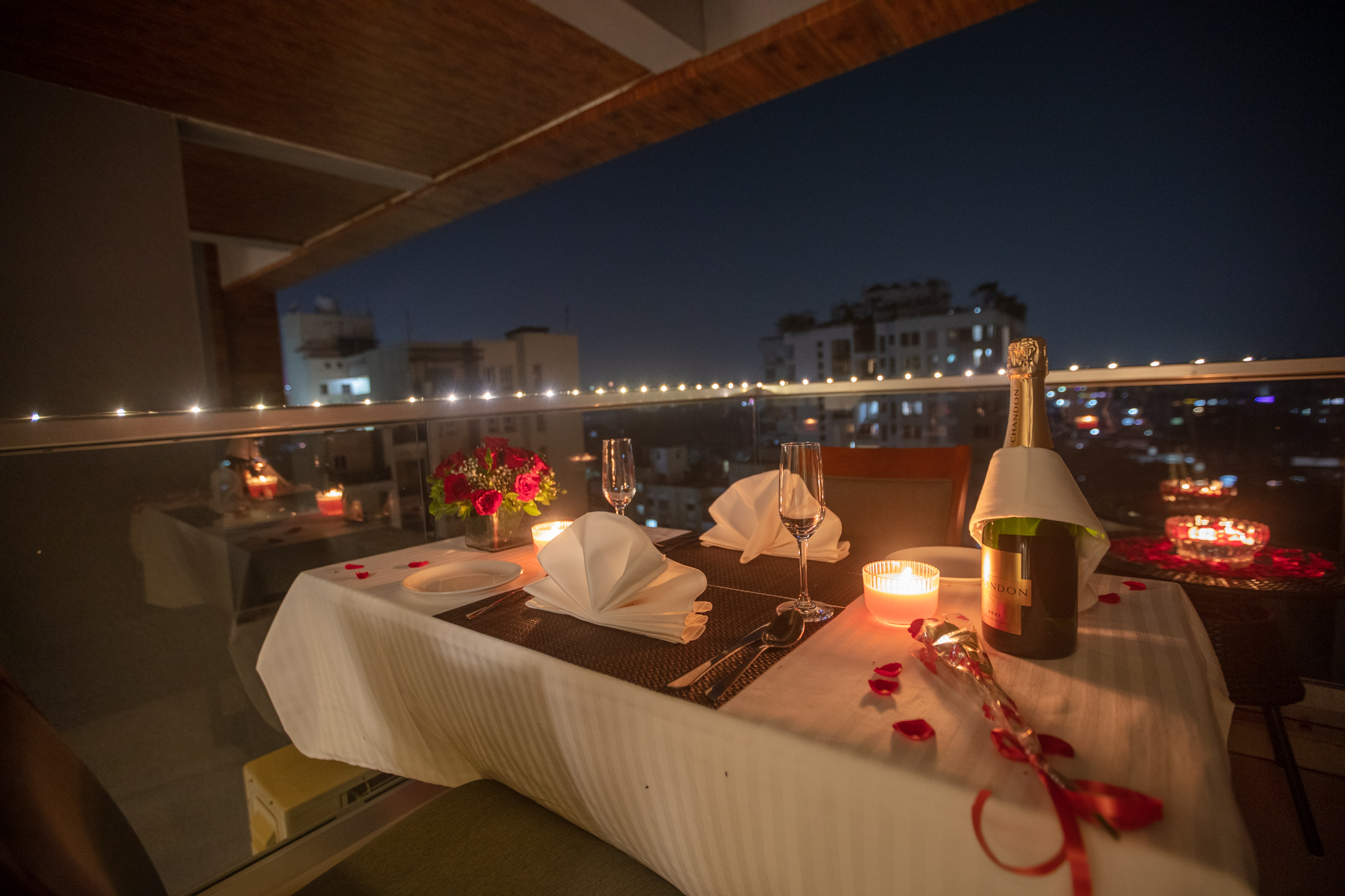 AR Suites Jewels Royale - Koregaon Park NX 30/31