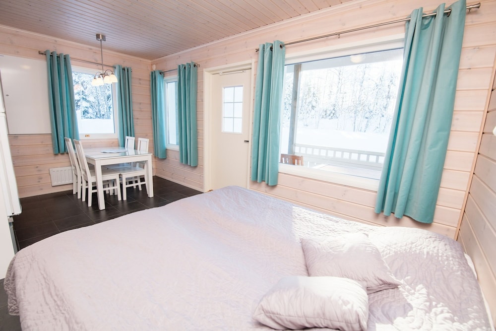 Kajaani Cottages 7/50