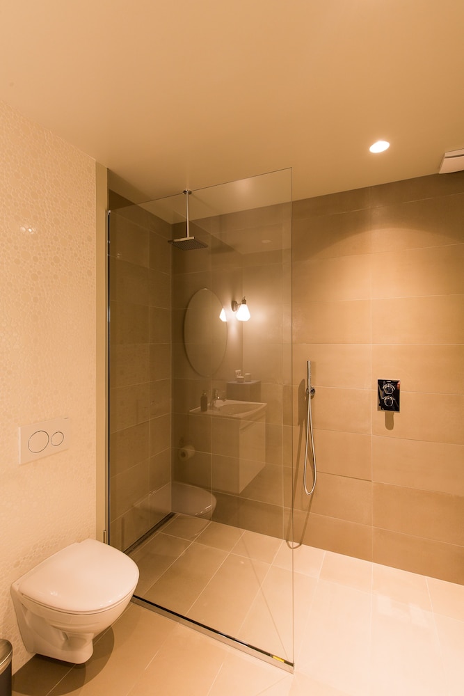 Acco Luxury Apartments 48/50
