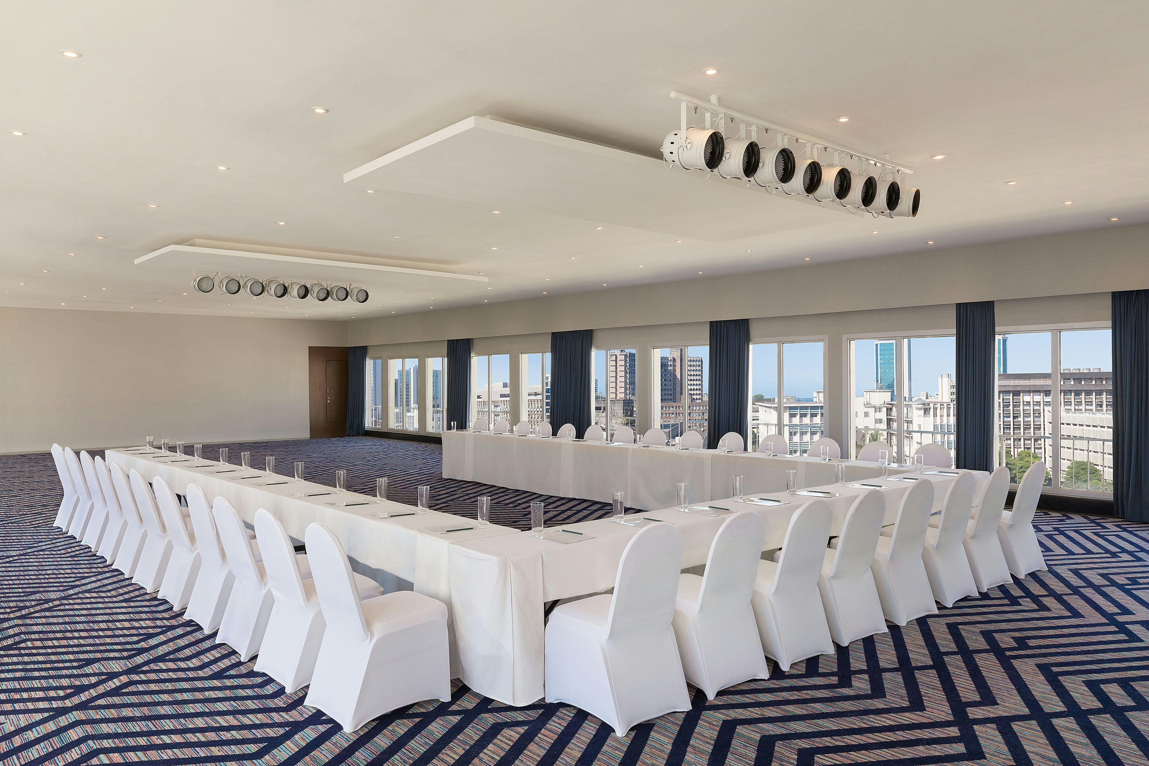 Four Points By Sheraton Dar Es Salaam New Africa 20/28