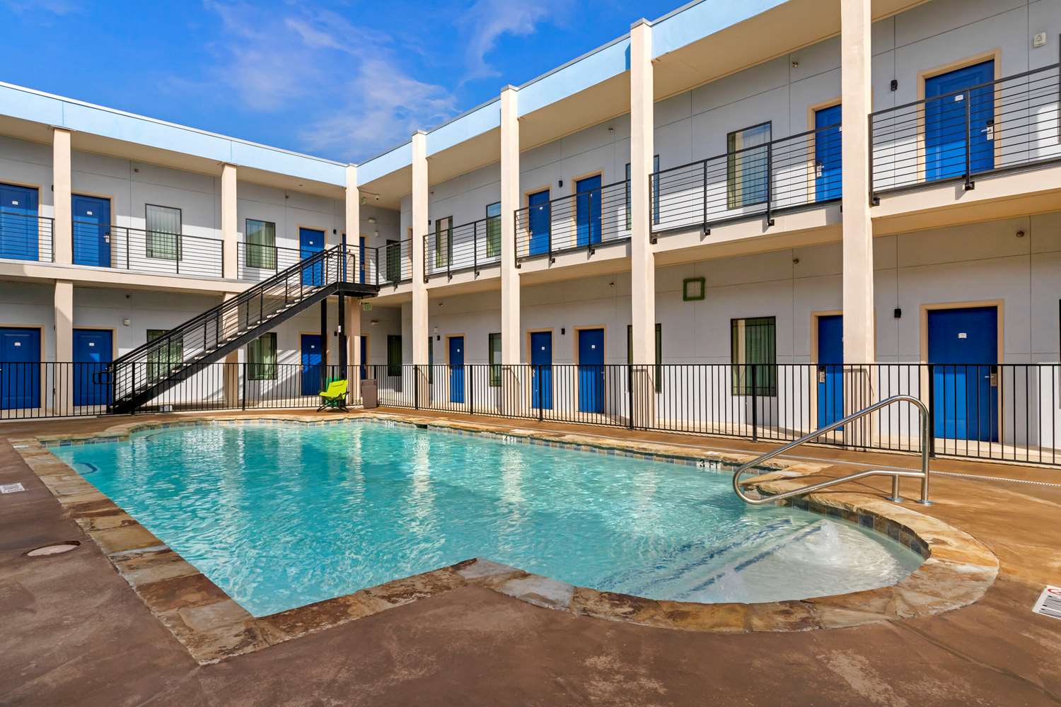 Quality Inn & Suites Elgin 5/37