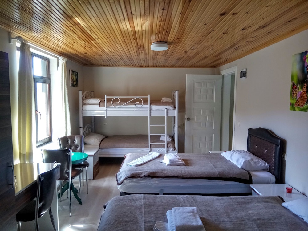 Kure Dag Evi 57/73