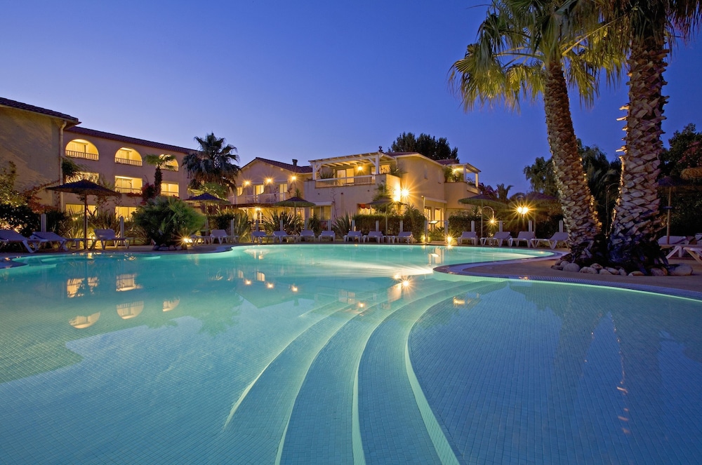 HOTEL LE COTTAGE 27/59