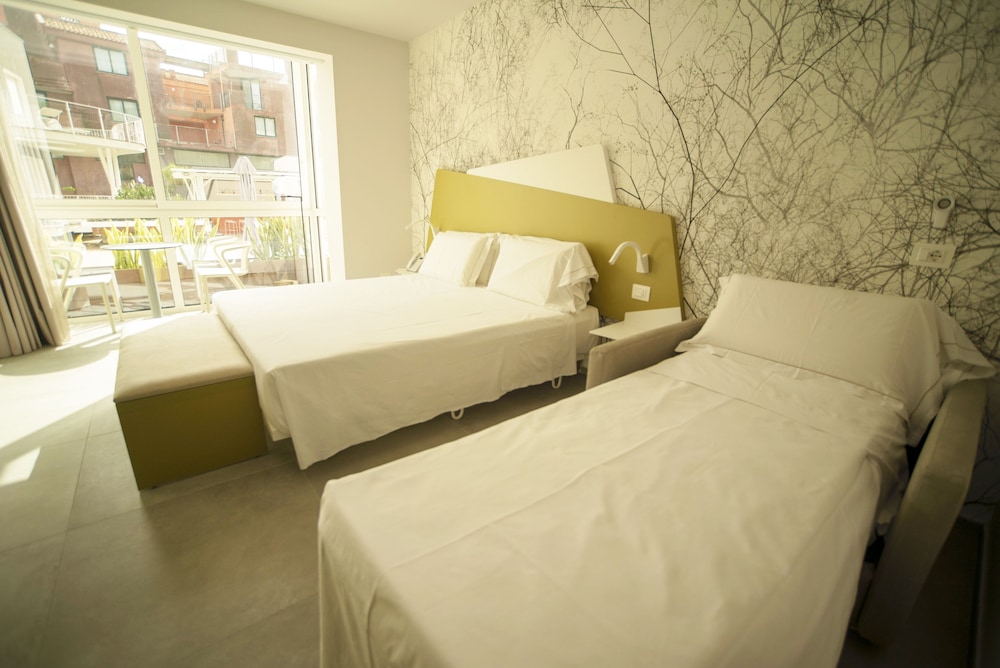 Deluxe, Triple, Double Bed, Sofa