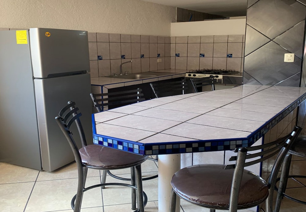 Hotel & Suites Cerro Rojo 57/68