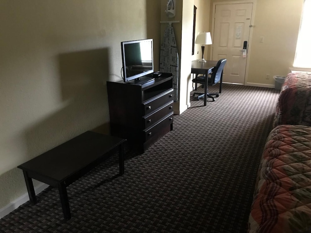 Royal Inn 39/53