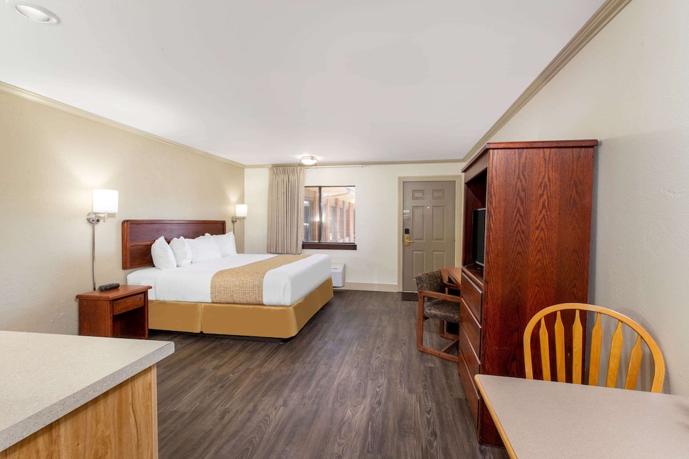 Travelodge by Wyndham Livingston Yellowstone 15/58