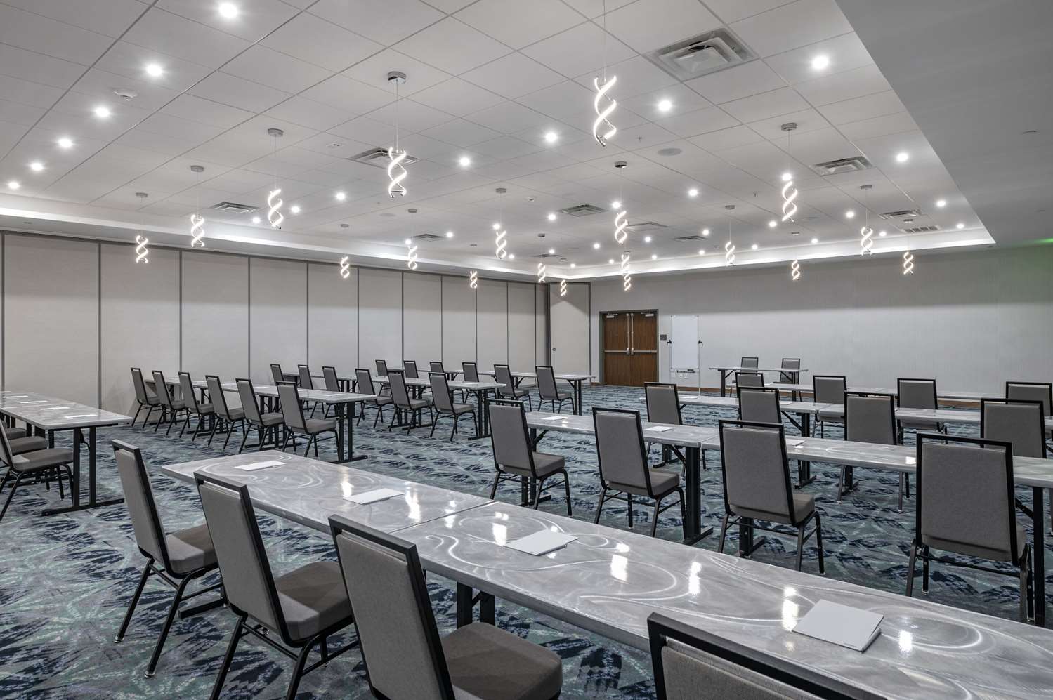 Cambria Hotel Nashville Airport 28/35