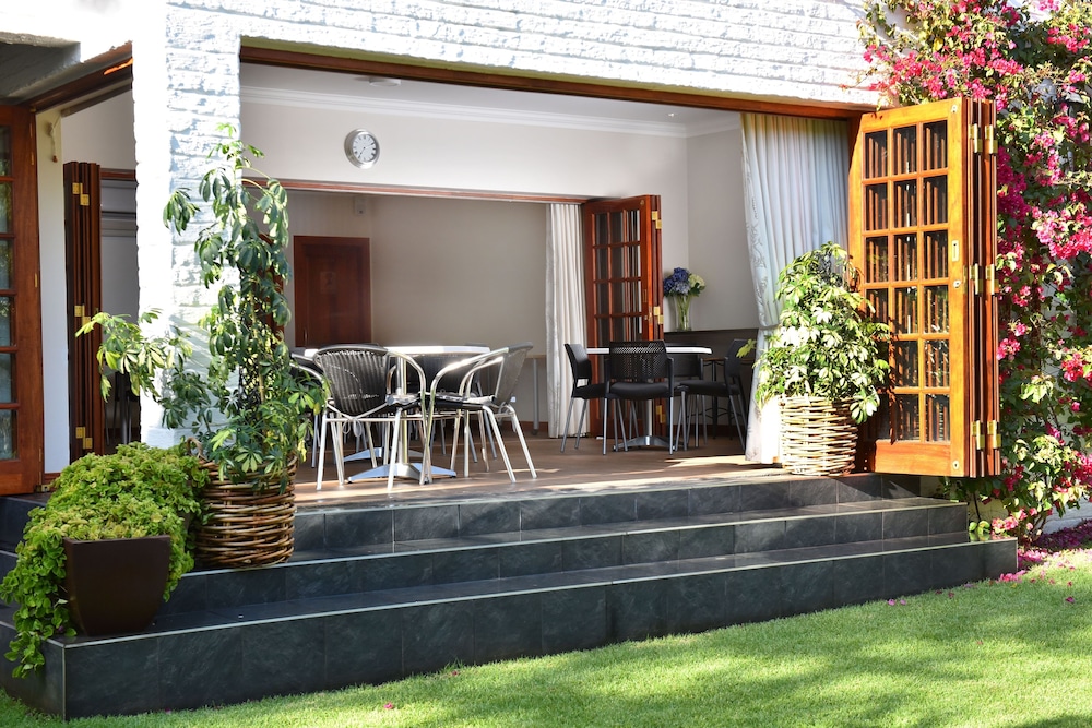 Rivonia Bed And Breakfast Garden Estate 1/49