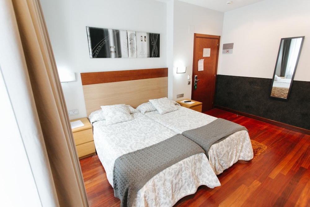 Pension San Sebastian Centro 9/43