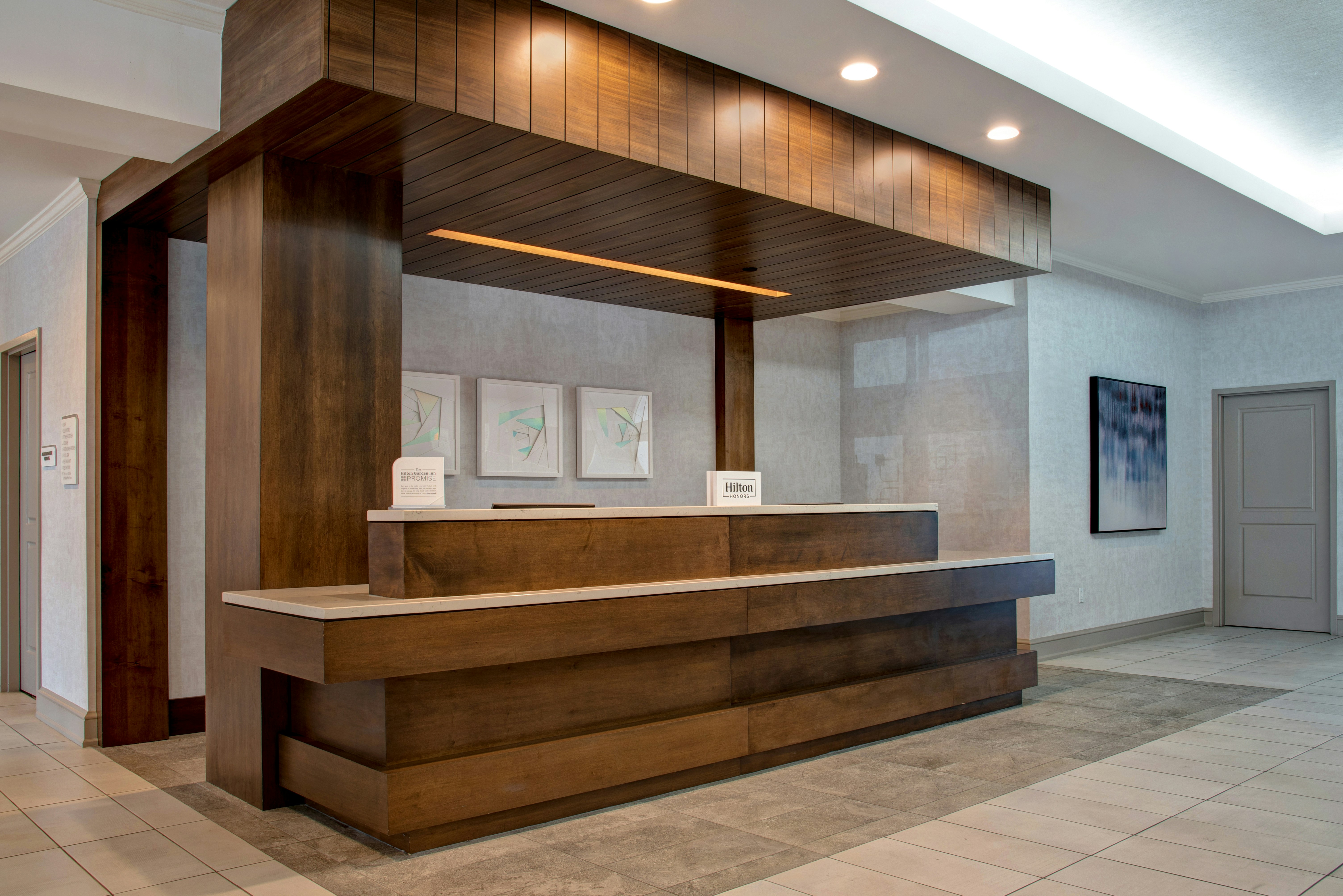 Hilton Garden Inn Kansas City-Kansas 2/25