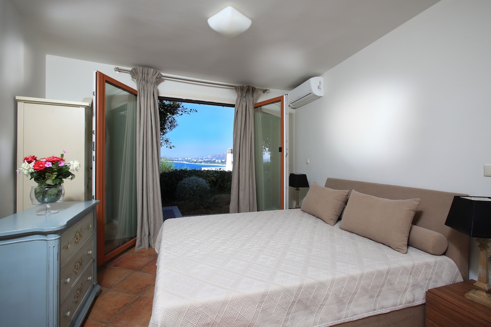 Villa Paradise 13/50
