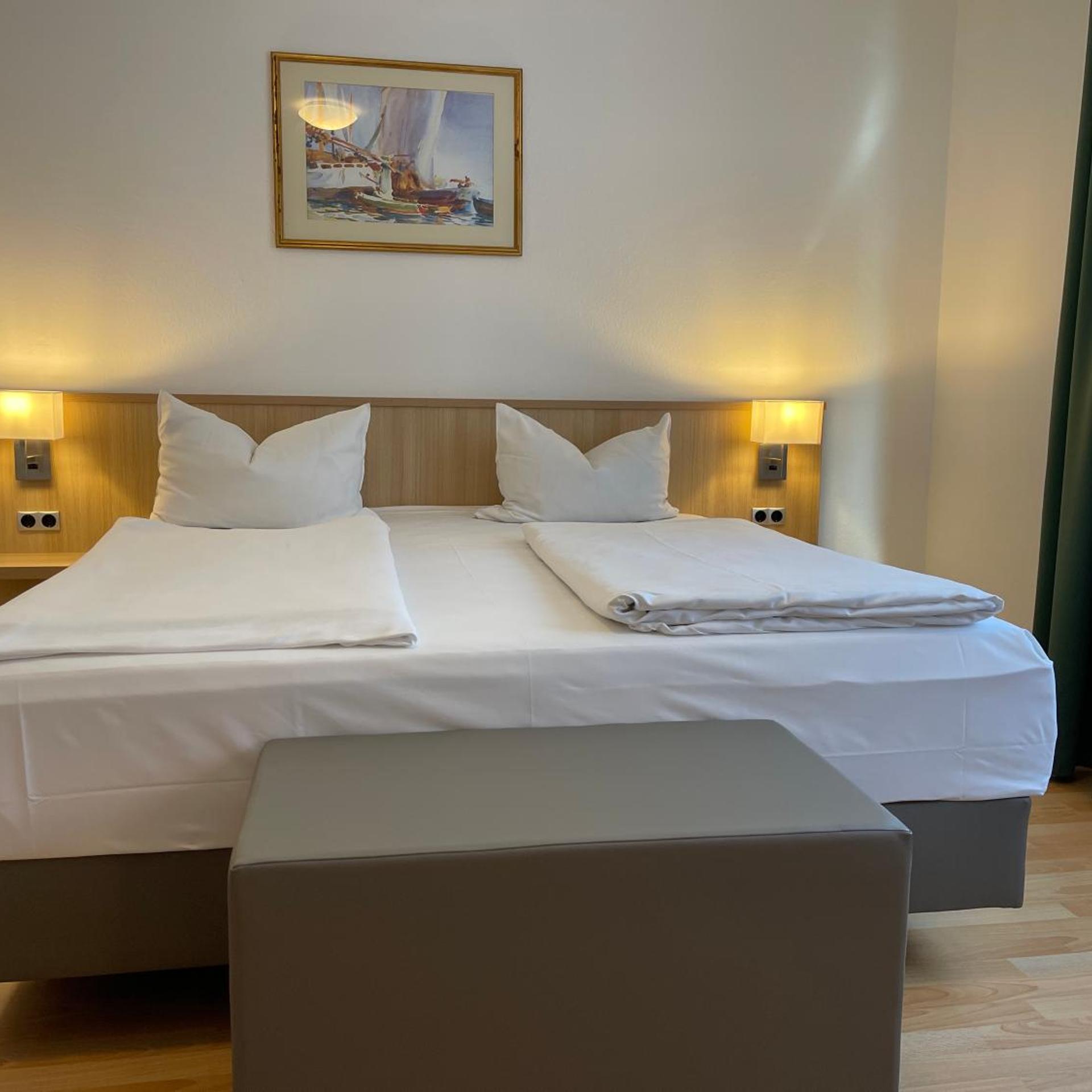 Room, Quadruple
