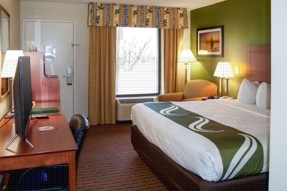 SureStay Hotel by Best Western St. Pete Clearwater Airport 19/43