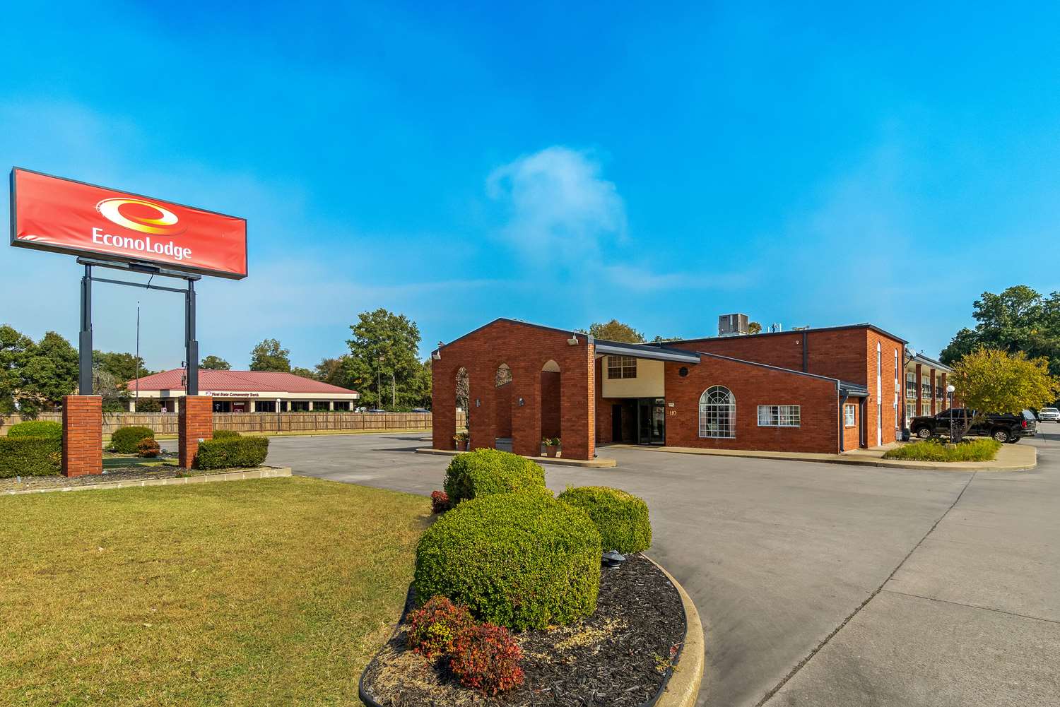 Econo Lodge Kennett 23/23