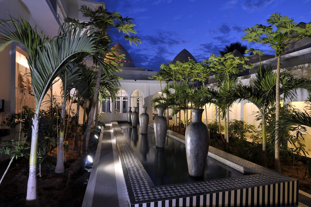 Coco Ocean Resort and Spa 48/55
