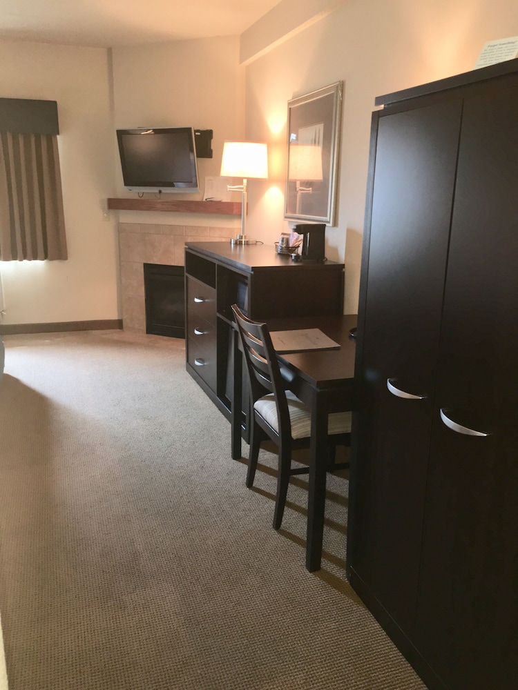 Americinn By Wyndham Monmouth 27/37