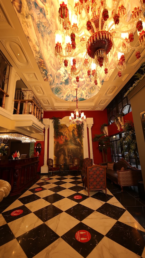Reform Hotel 7/50