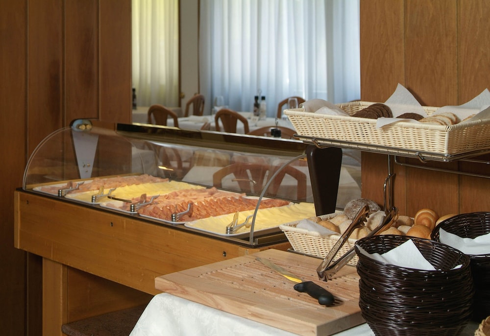 Albergo Gardesana 50/71