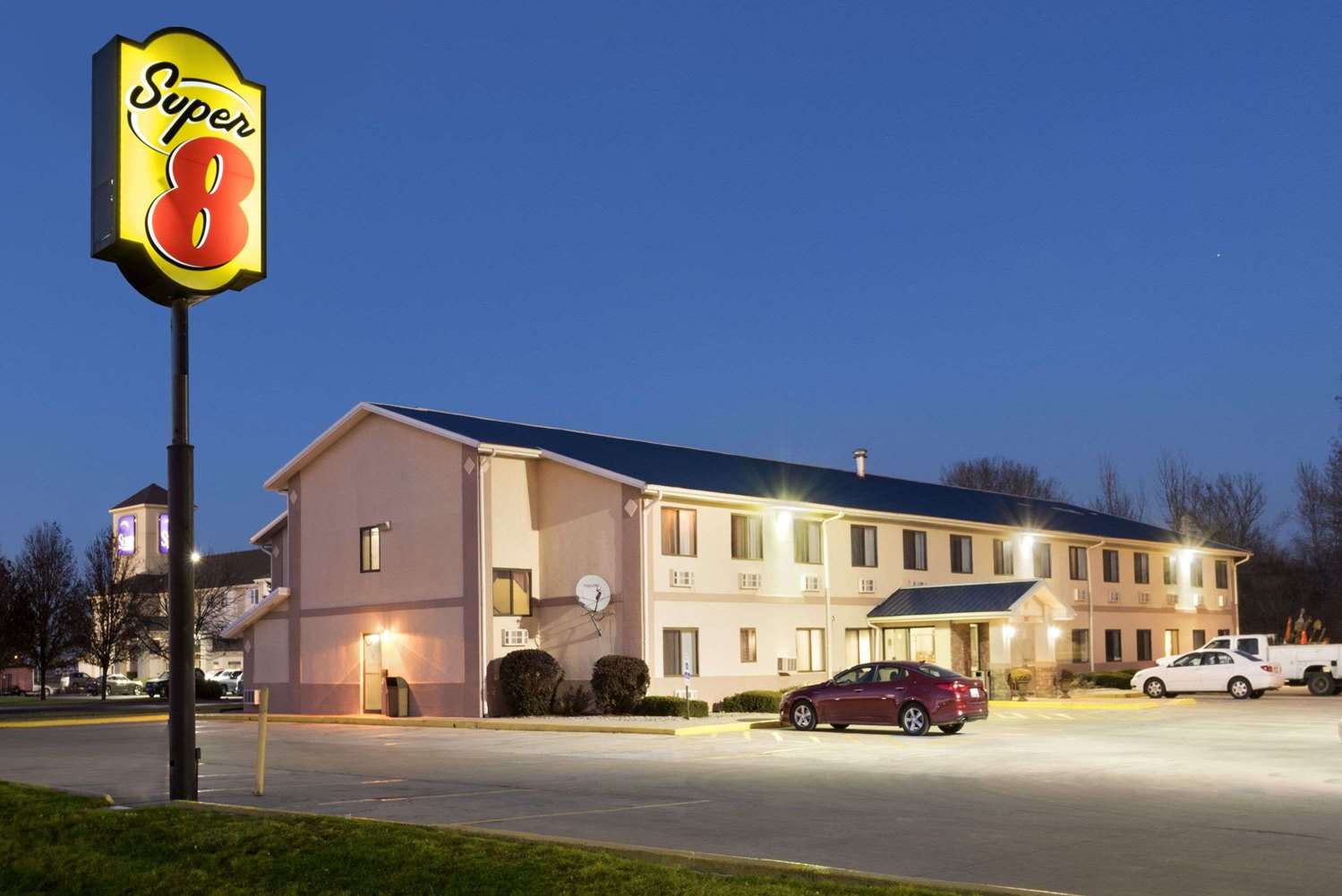 Super 8 by Wyndham Danville 15/22