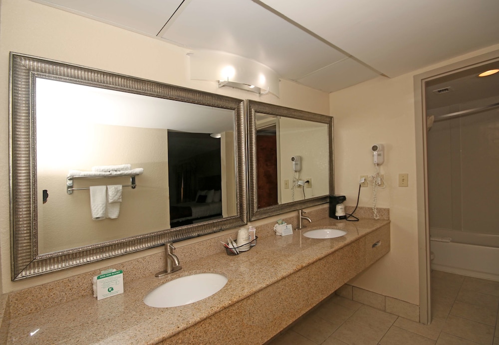 Best Western Statesville Inn 13/29