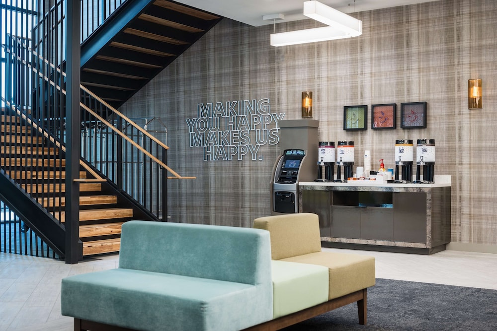 Hampton Inn & Suites Miami Wynwood Design District 33/45