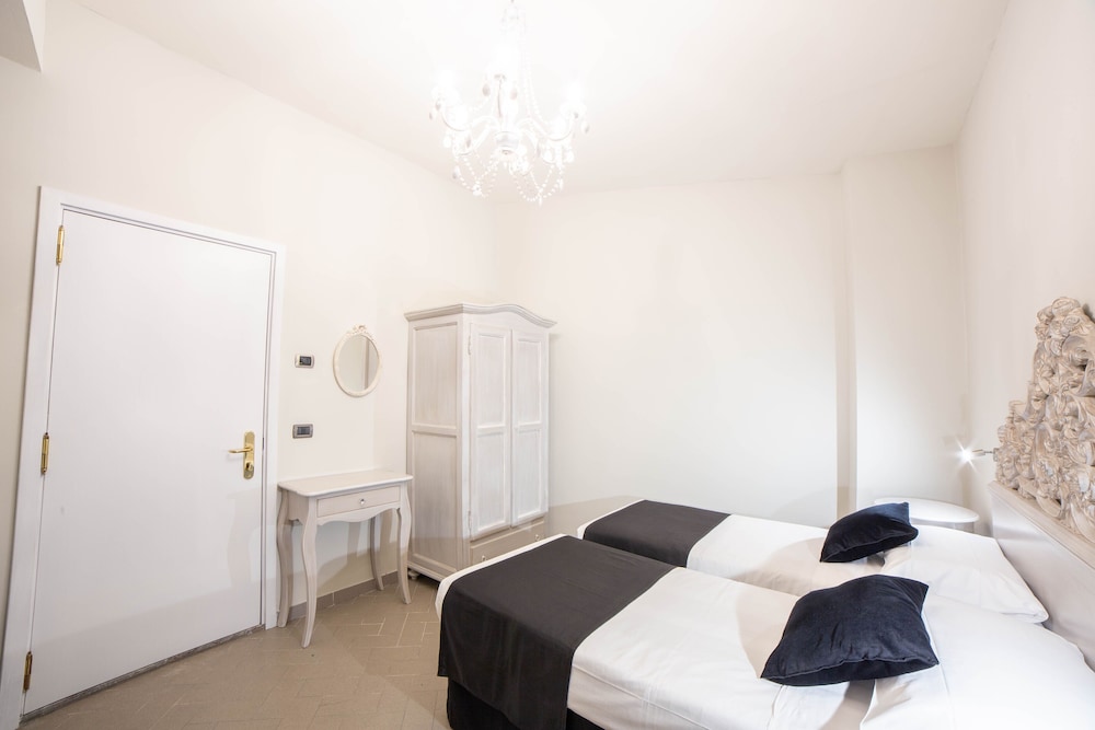 Hotel Sole 32/41