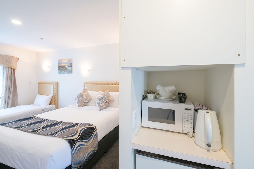 AUCKLAND NEWMARKET MOTEL 10/44