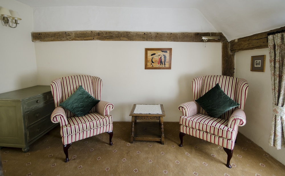 The Abbey Hotel 29/50