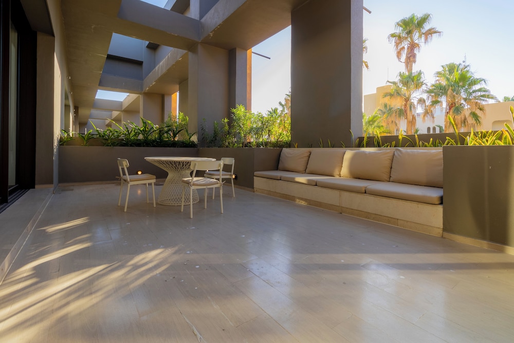 The Paraiso Residences at Marina Cabo 26/55