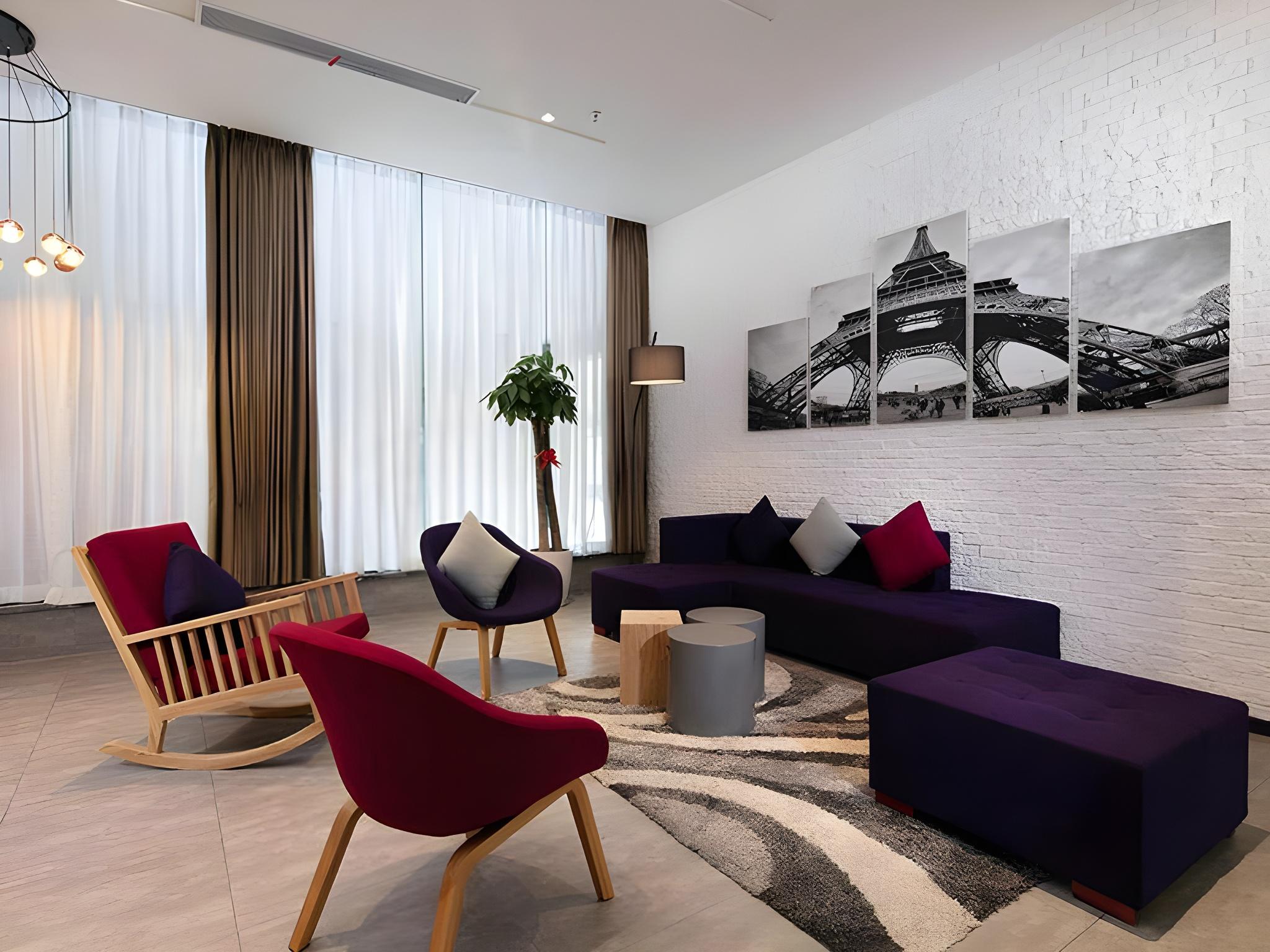 Campanile Hotel (Changsha Hongxing Desiqin Plaza) 25/41