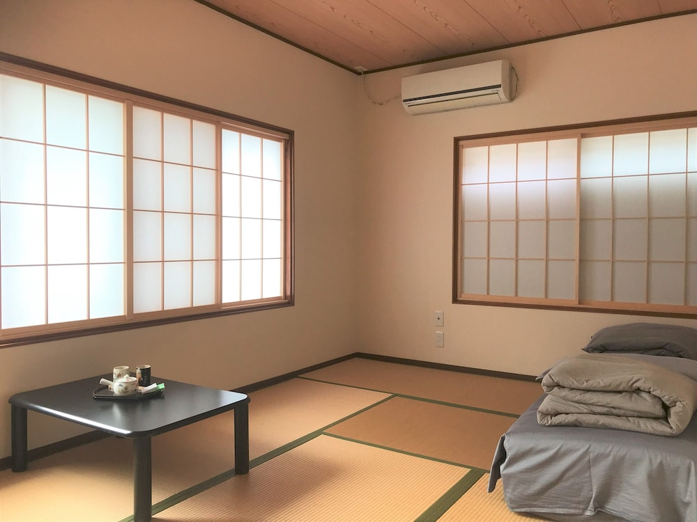 Guesthouse Hakuka - Hostel 25/35